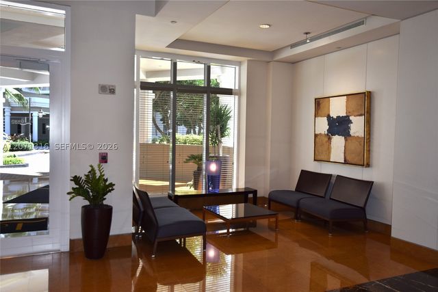 801 Brickell Key Blvd 701, Miami, FL 33131