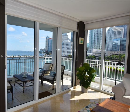801 Brickell Key Blvd 701, Miami, FL 33131