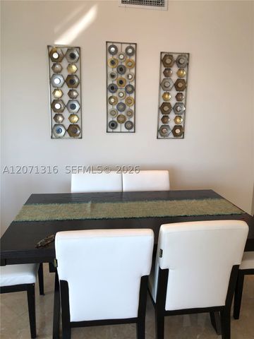 801 Brickell Key Blvd 701, Miami, FL 33131
