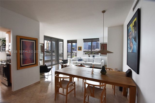 801 Brickell Key Blvd 701, Miami, FL 33131
