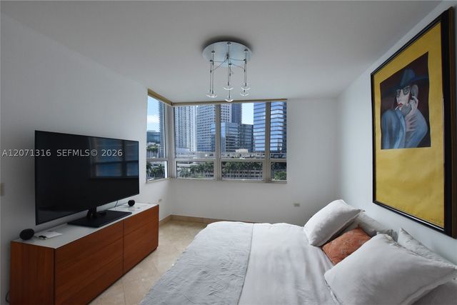 801 Brickell Key Blvd 701, Miami, FL 33131