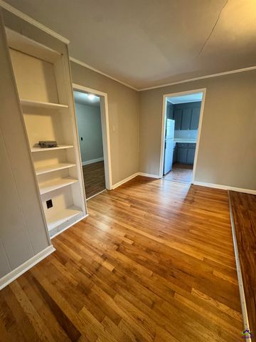 201 Meadowdale Drive, Warner Robins, GA 31088