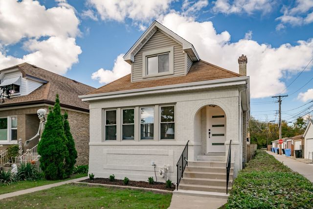 5144 N Kolmar Avenue, Chicago, IL 60630