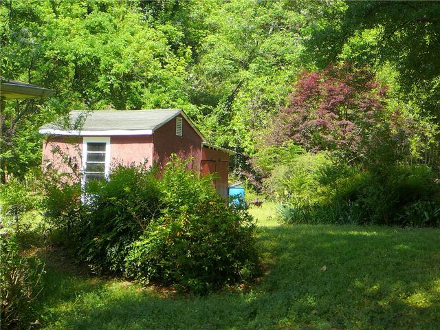 106 Woodbine Circle, Iva, SC 29655