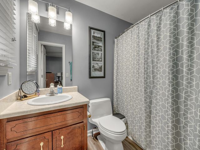 325 Cottonwood Ct, Clarksville, TN 37040