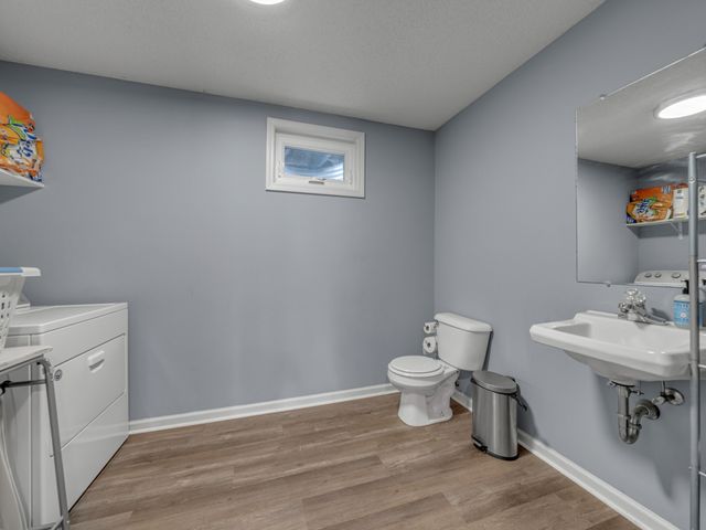 325 Cottonwood Ct, Clarksville, TN 37040