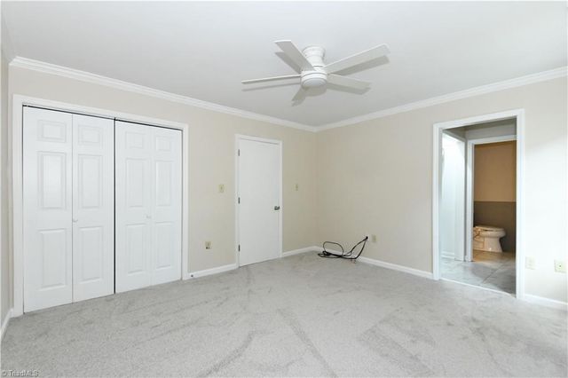 10 AppleTree Lane, Greensboro, NC 27455