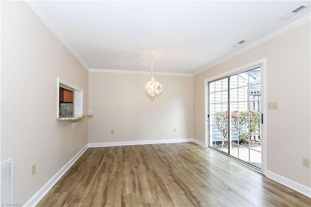 10 AppleTree Lane, Greensboro, NC 27455