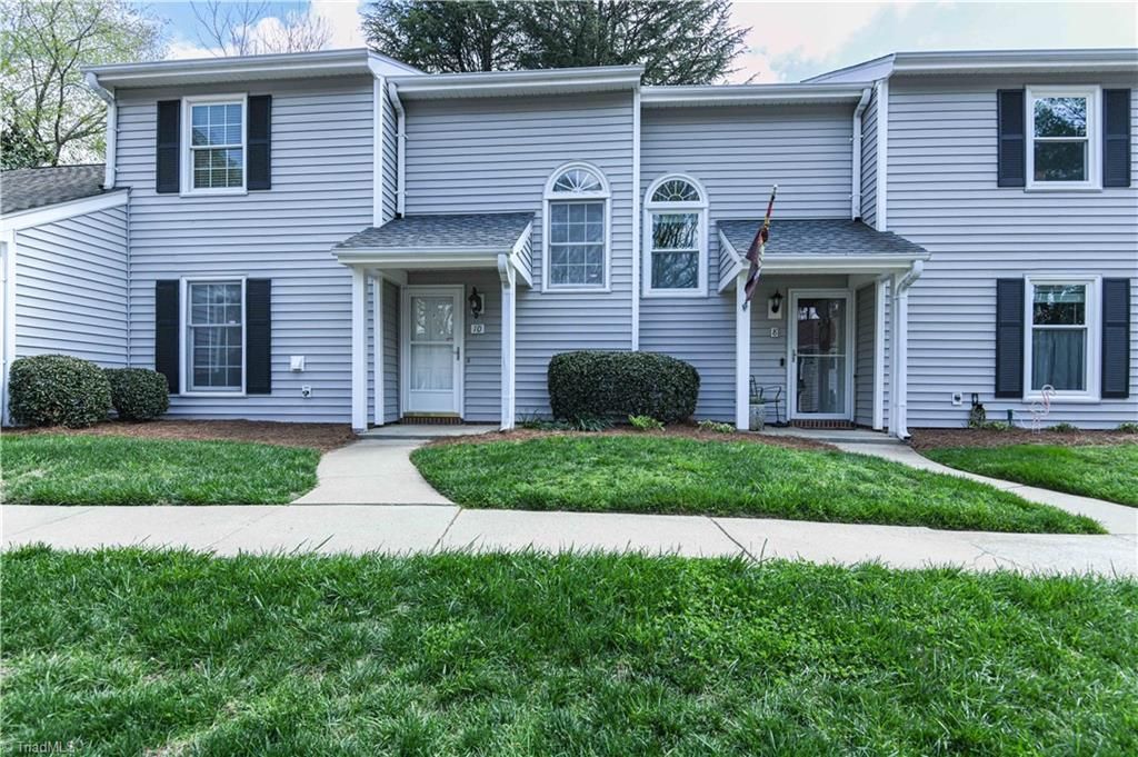 10 AppleTree Lane, Greensboro, NC 27455