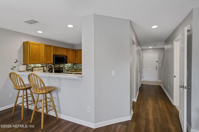 1500 CALMING WATER Drive 102, Fleming Island, FL 32003