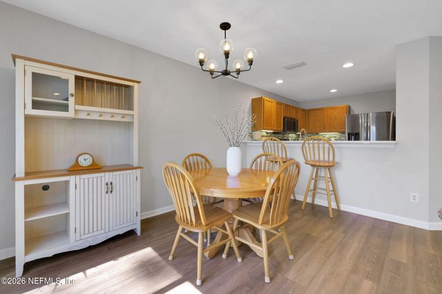 1500 CALMING WATER Drive 102, Fleming Island, FL 32003