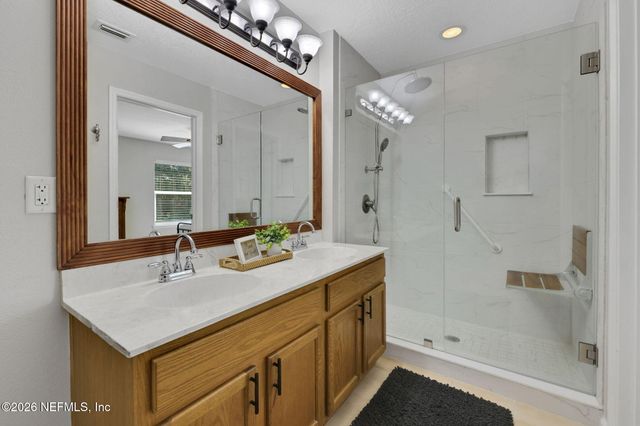 1500 CALMING WATER Drive 102, Fleming Island, FL 32003