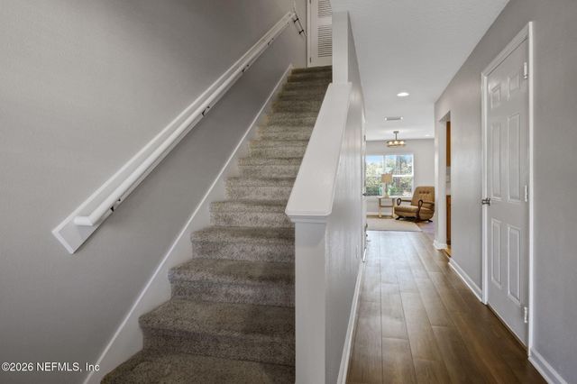 1500 CALMING WATER Drive 102, Fleming Island, FL 32003