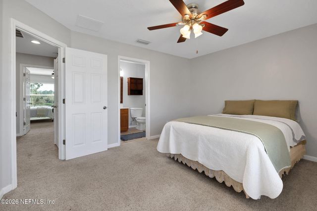 1500 CALMING WATER Drive 102, Fleming Island, FL 32003