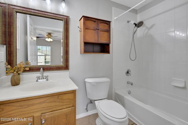 1500 CALMING WATER Drive 102, Fleming Island, FL 32003