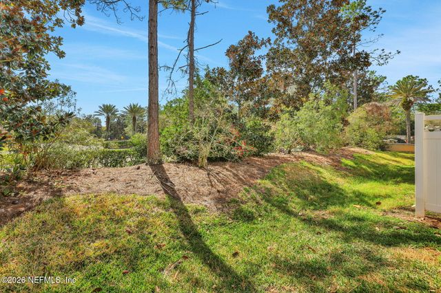 1500 CALMING WATER Drive 102, Fleming Island, FL 32003