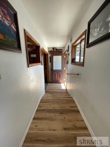 2 Chaffin Lane, Salmon, ID 83467