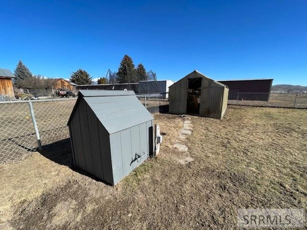 Image 31 of property listing at 2 Chaffin Lane, Salmon, ID 83467