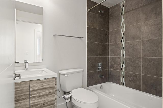 604 N Bluff DR 244, Austin, TX 78745