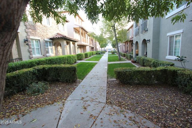 3630 E LESLIE Drive, Gilbert, AZ 85296