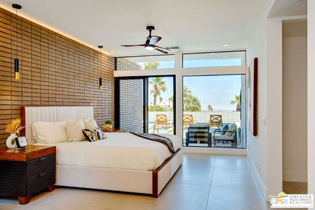 2233 N Vista Drive, Palm Springs, CA 92262