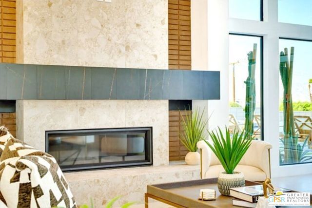 2233 N Vista Drive, Palm Springs, CA 92262