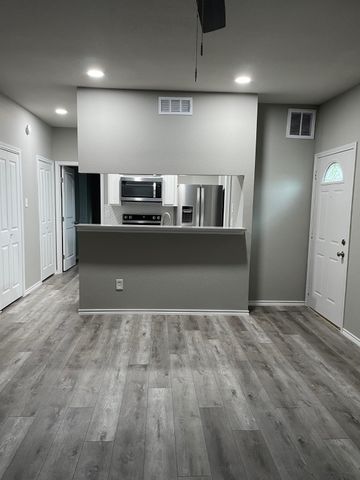 220 Samuel Boulevard G-9, Coppell, TX 75019