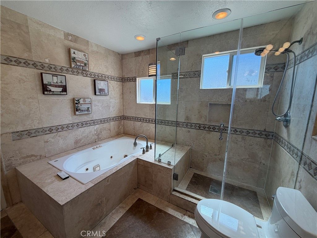Image 11 of property listing at 21529 Dolores, Carson, CA 90745