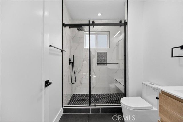 7053 Fallbrook Avenue, West Hills (los Angeles), CA 91307