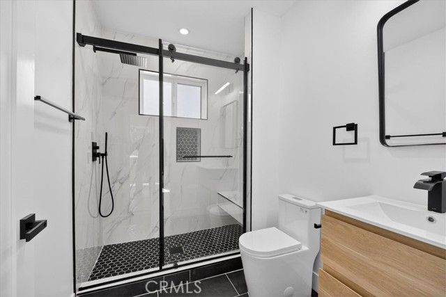 7053 Fallbrook Avenue, West Hills (los Angeles), CA 91307