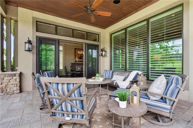 6009 W 137th Street, Overland Park, KS 66223