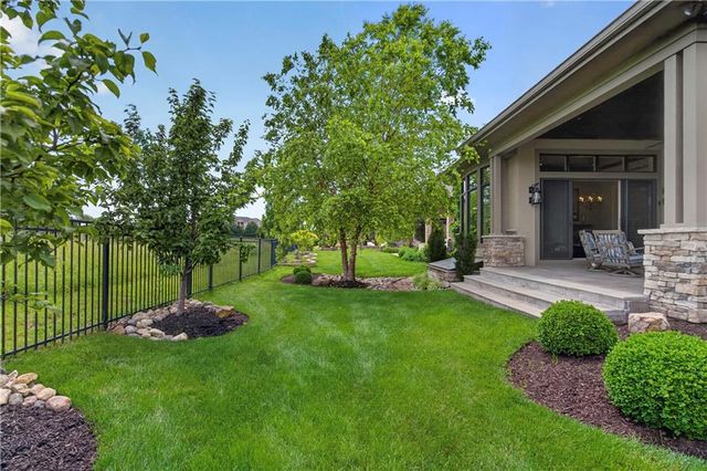 6009 W 137th Street, Overland Park, KS 66223