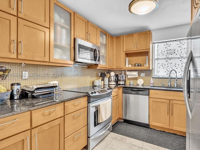 1236 Alton Rd 304, Miami Beach, FL 33139