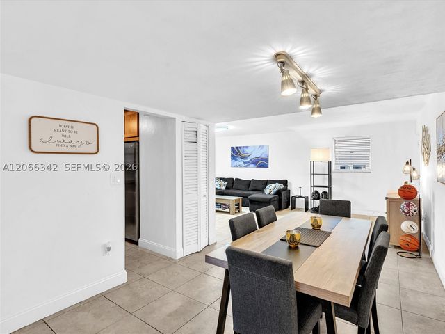 1236 Alton Rd 304, Miami Beach, FL 33139