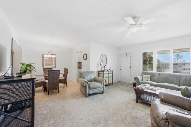 101 Doolen Court 307, North Palm Beach, FL 33408
