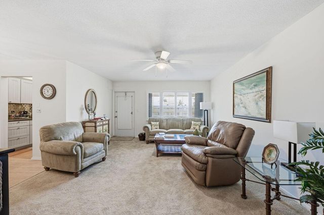 101 Doolen Court 307, North Palm Beach, FL 33408