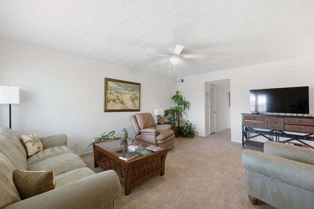 101 Doolen Court 307, North Palm Beach, FL 33408