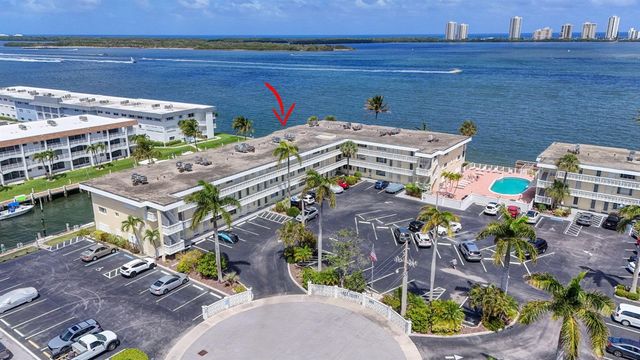101 Doolen Court 307, North Palm Beach, FL 33408