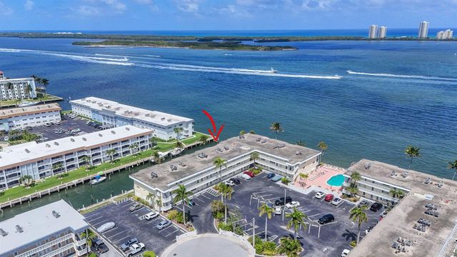 101 Doolen Court 307, North Palm Beach, FL 33408