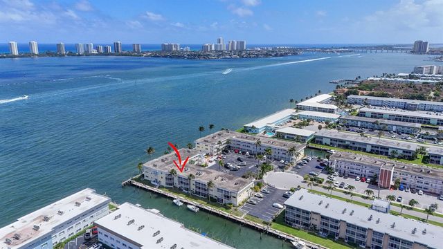101 Doolen Court 307, North Palm Beach, FL 33408