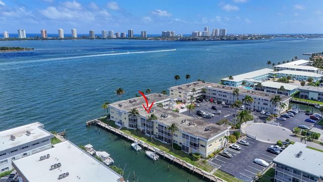 101 Doolen Court 307, North Palm Beach, FL 33408