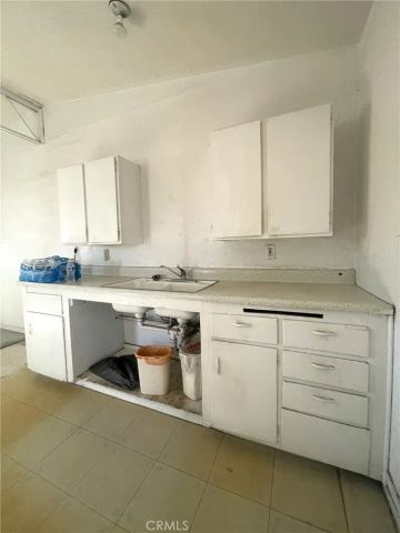 15900 Mesquite, Hesperia, CA 92345