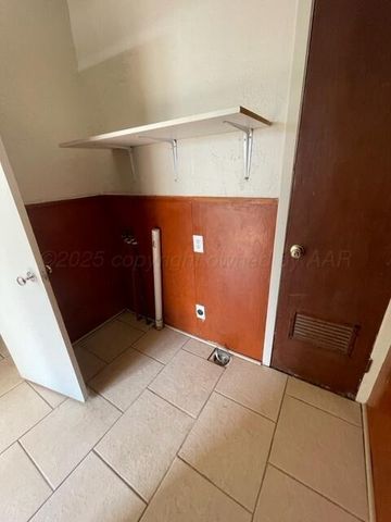 1104 S WESTERN Street, Amarillo, TX 79106