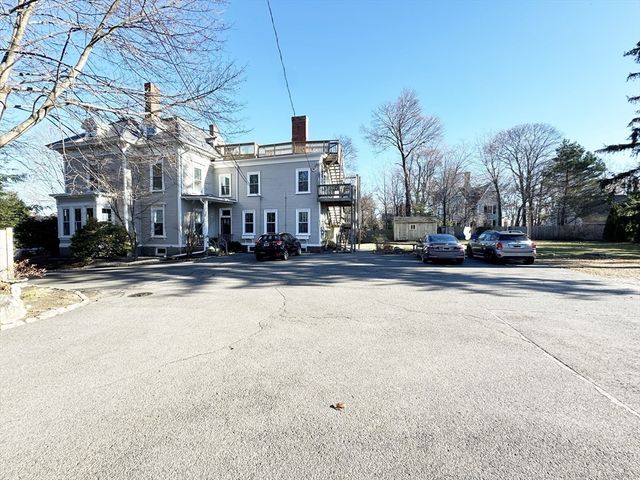 5 Summit Place Rear 3, Newburyport, MA 01950