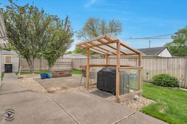 3531 Adams Street, Lansing, IL 60438
