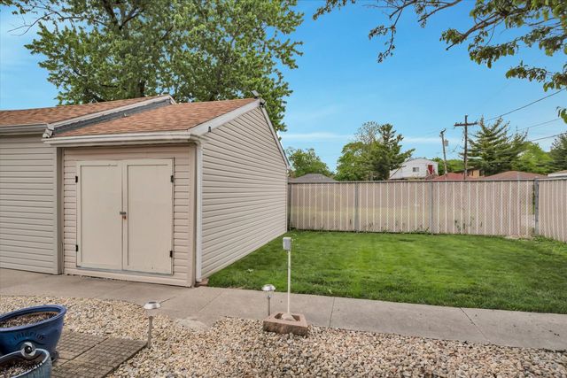 3531 Adams Street, Lansing, IL 60438