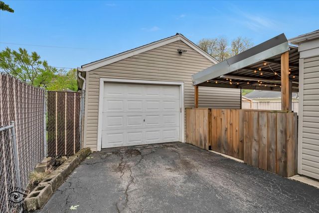 3531 Adams Street, Lansing, IL 60438