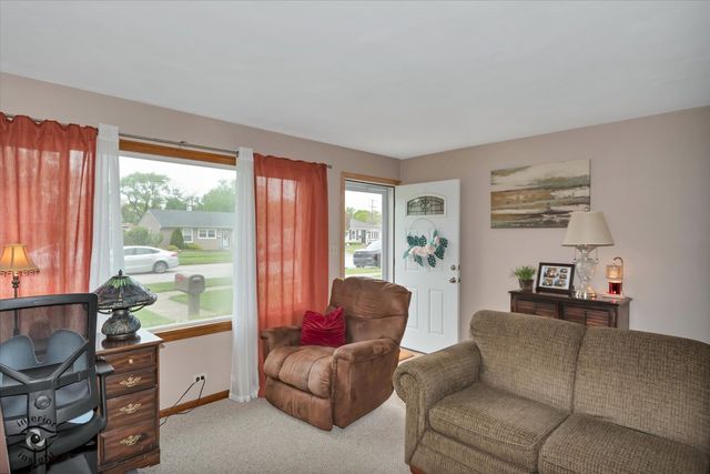 3531 Adams Street, Lansing, IL 60438