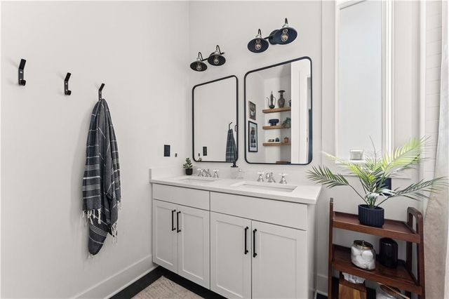 550 Heatherden Avenue, Fayetteville, GA 30214