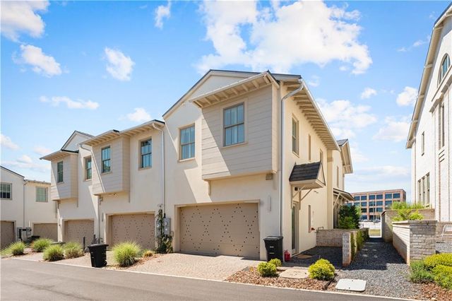 550 Heatherden Avenue, Fayetteville, GA 30214